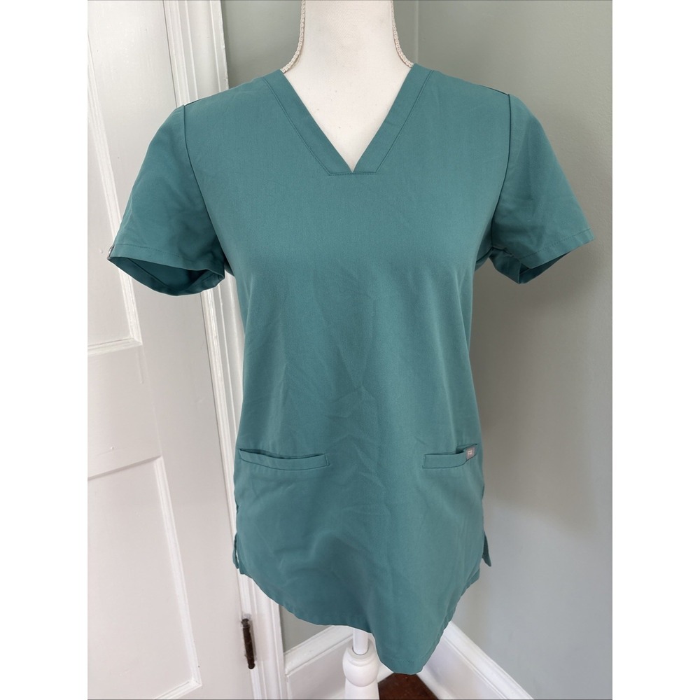Figs Women's Casma 3 Pocket Scrub Top Short‎ Sleeve V-Neck Caribbean Blue XS